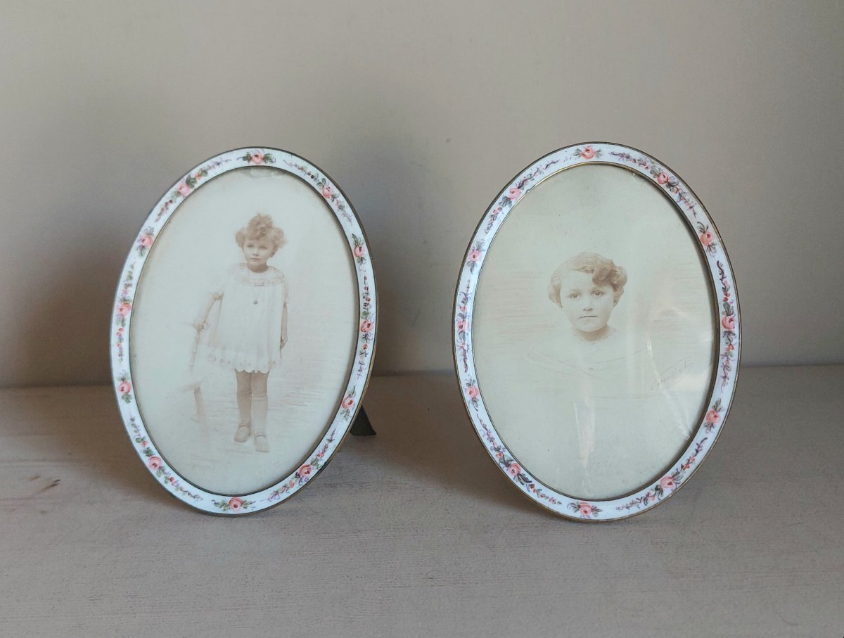 Pair Of Oval, Enameled Picture Frames 