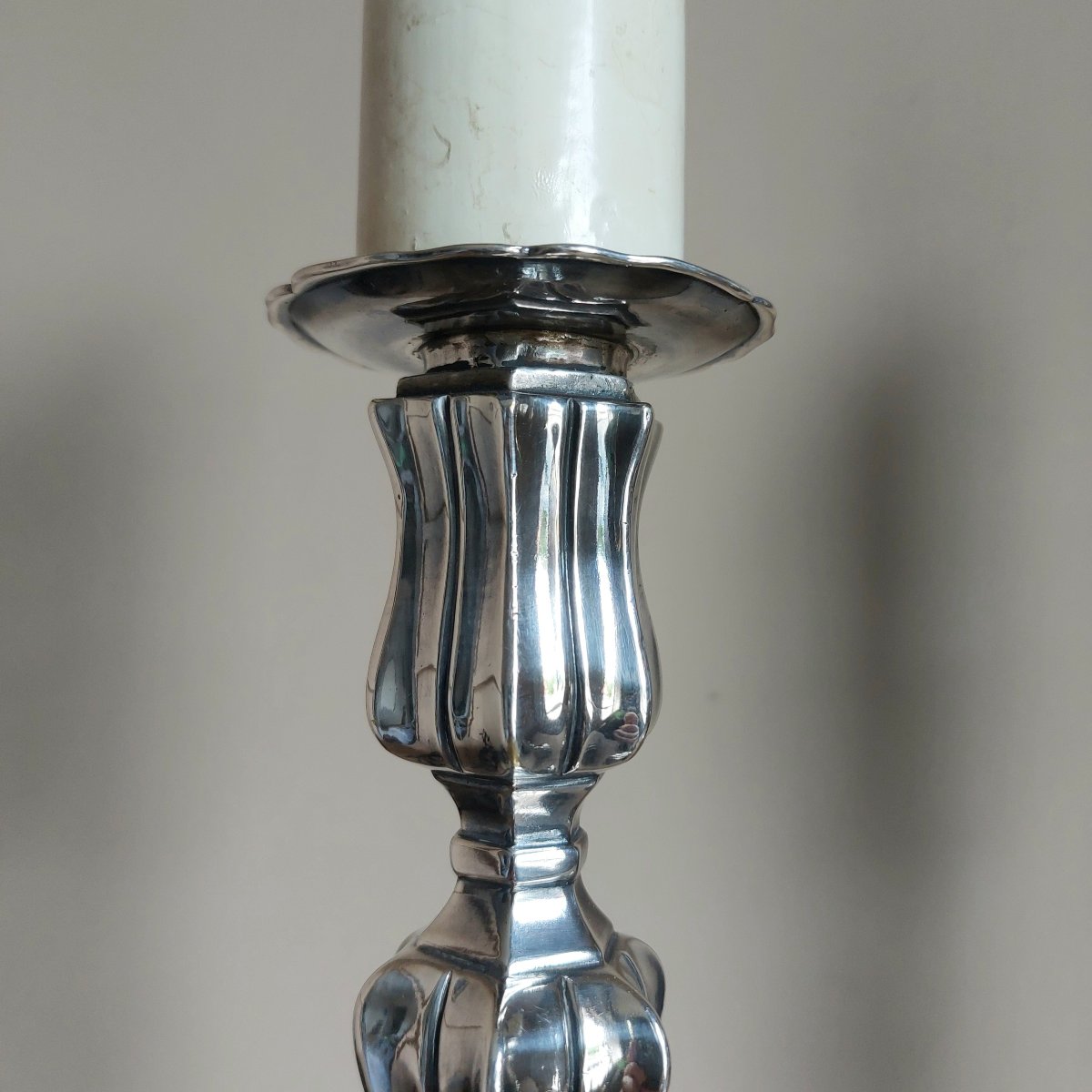 Pair Of Silver-colored Metal Lamps -photo-4