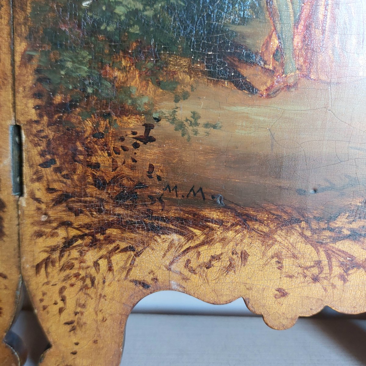 Table Screen In Martin Varnish -photo-1