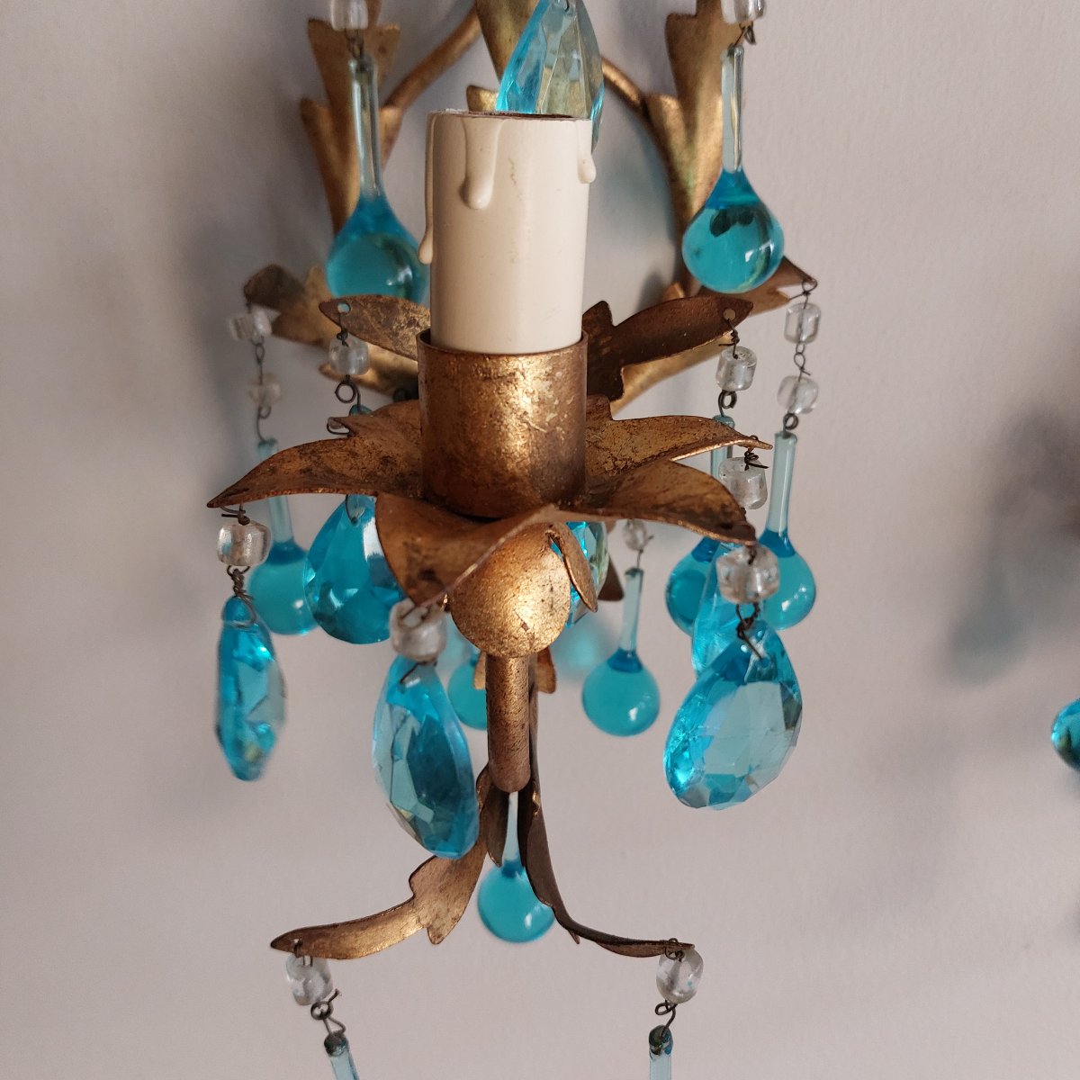 Chandelier And Pair Of Gold-plated Sheet Metal Wall Sconces -photo-4