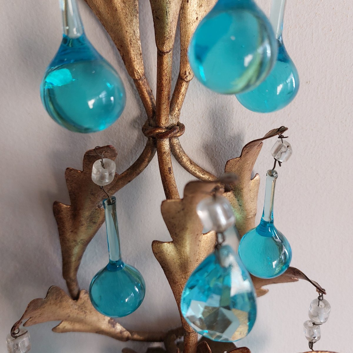 Chandelier And Pair Of Gold-plated Sheet Metal Wall Sconces -photo-6