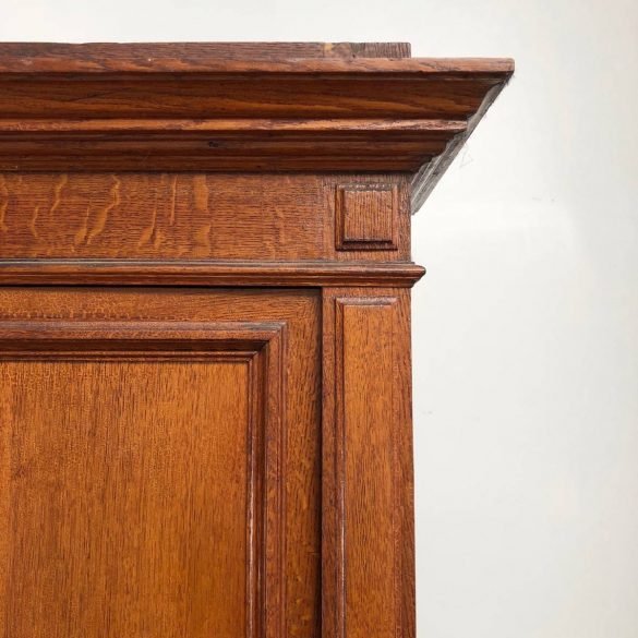 Cabinet 2 Oak Body-photo-3