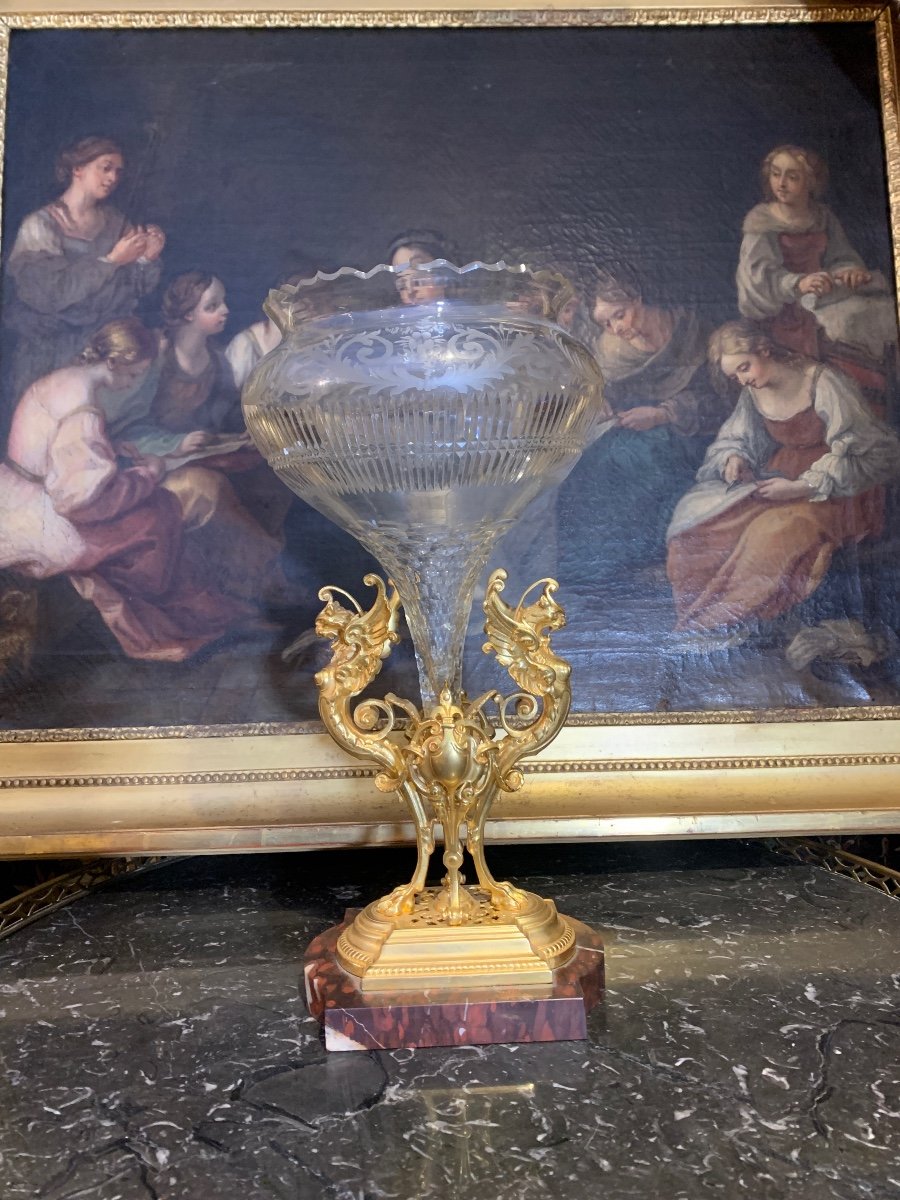 Old Goblet Cup Center Table In Gilt Bronze Nineteenth Time With Griffins On Grillote Marble
