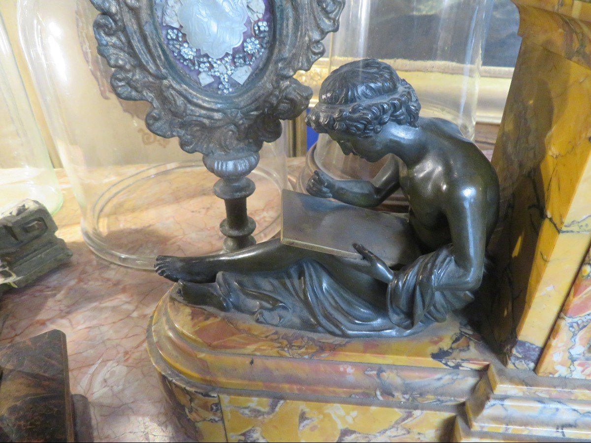 Ancienne Grande  Pendule  En Marbre De Sienne Et Bronze Allégorie De La Littérature XIXe  -photo-1