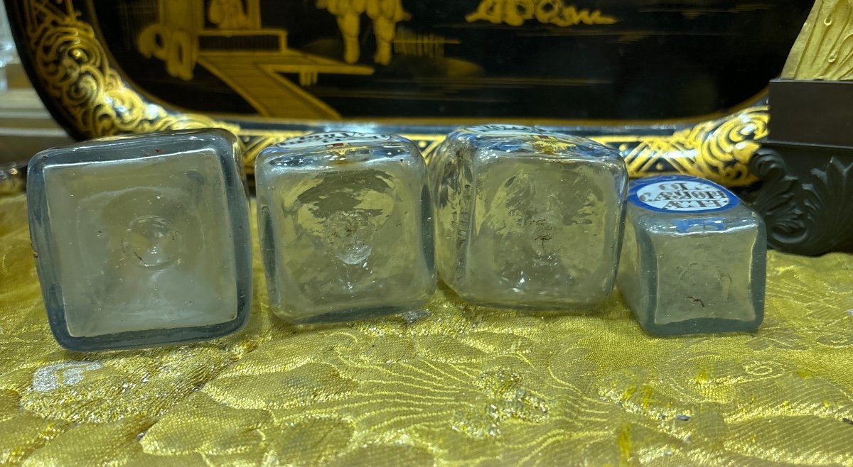 Pots Flacons à pharmacie En Verre émaillé Allemagne Suisse Fluhli? époque XVIIIe-photo-1
