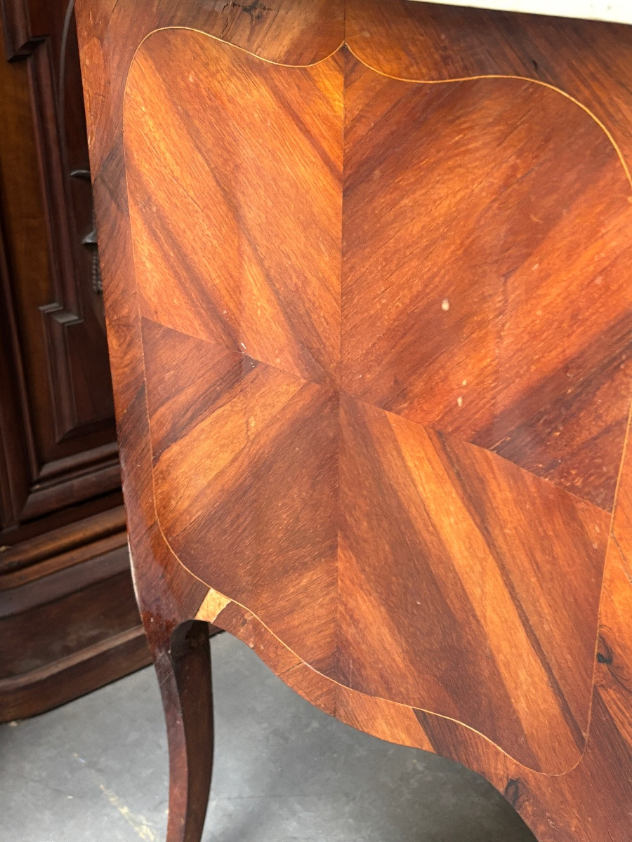 Petite Commode galbée époque XVIIIe Louis XV  Sauteuse Estampillée Roussel En Bois De Rose -photo-4