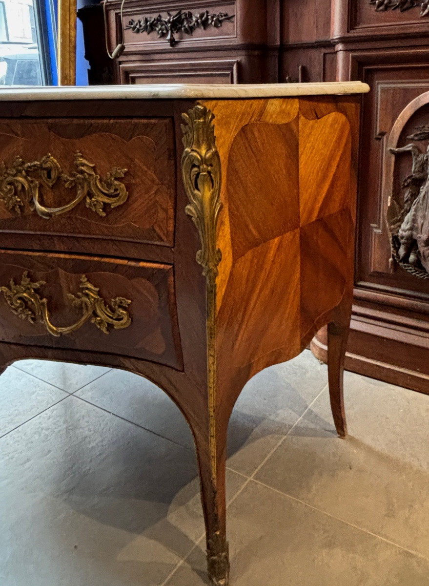 Petite Commode galbée époque XVIIIe Louis XV  Sauteuse Estampillée Roussel En Bois De Rose -photo-3
