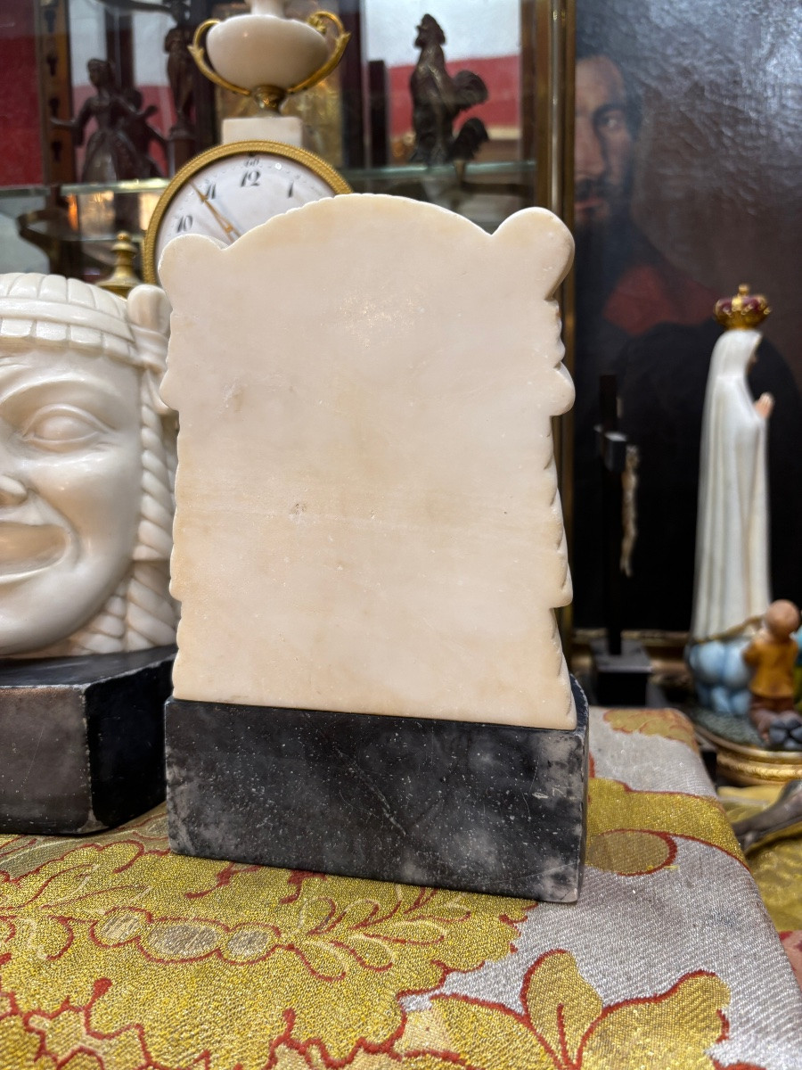 Ancienne Paire De Serre Livres à Décor De La Comédie Grecque  Thespis  En Albâtre Vers 1930-photo-1