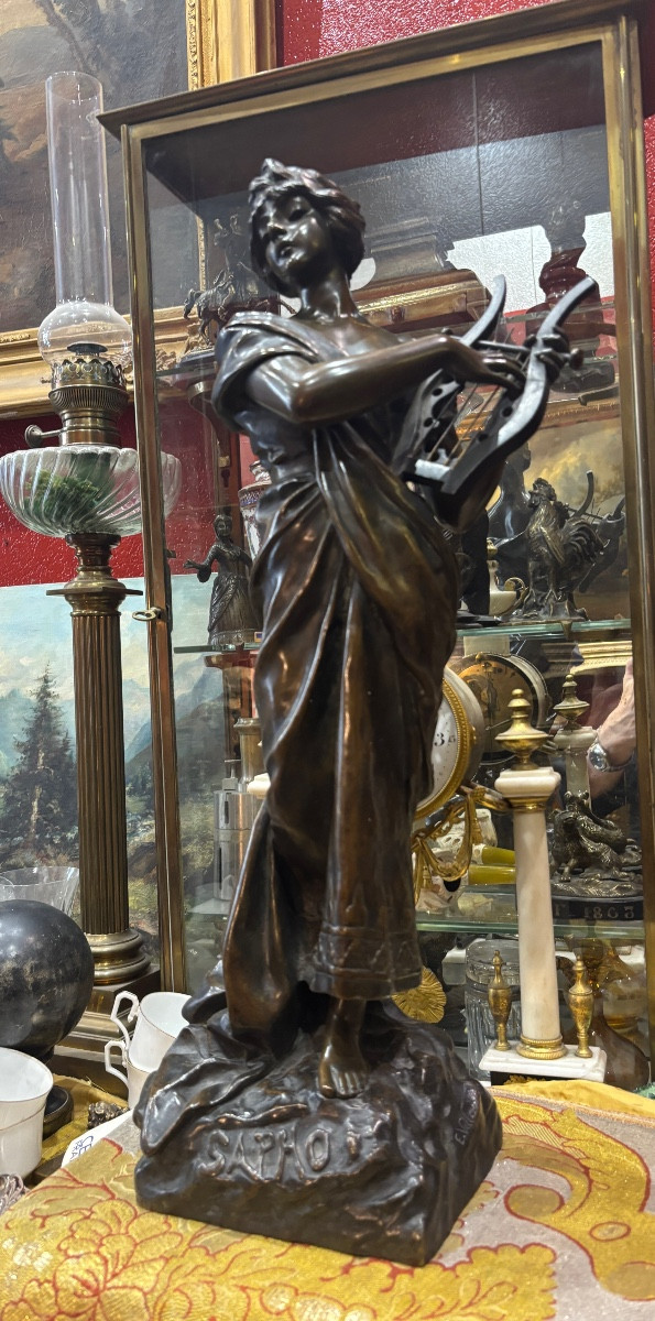 Villanis sculpture en bronze Sapho joueuse de lyre musicienne XIXe 