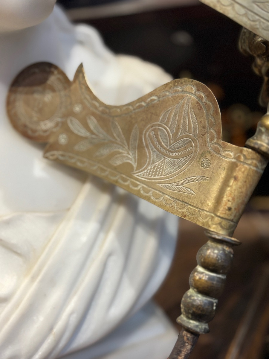 Girouette de chapelle  XVII e en laiton sur axe en fer forgé à décor de sacré coeur -photo-1