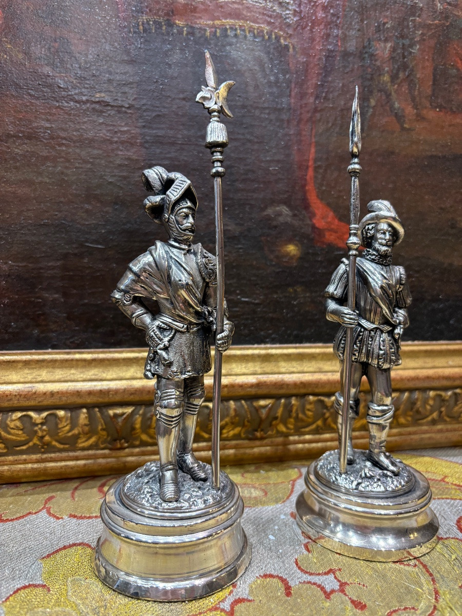 Pair Of Silvered Bronze Statuettes By Roche, Renaissance Halberdiers, 19th Century-photo-2