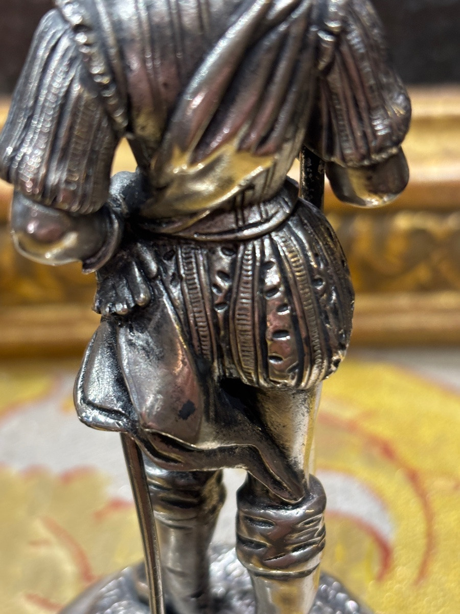 Pair Of Silvered Bronze Statuettes By Roche, Renaissance Halberdiers, 19th Century-photo-2