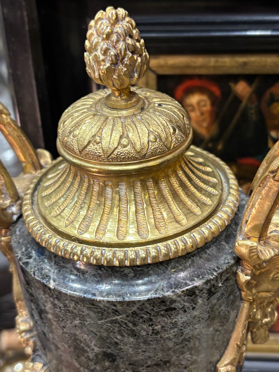 Pair Of Lxvi Style Green Alpine Marble Cassolette Vases-photo-1