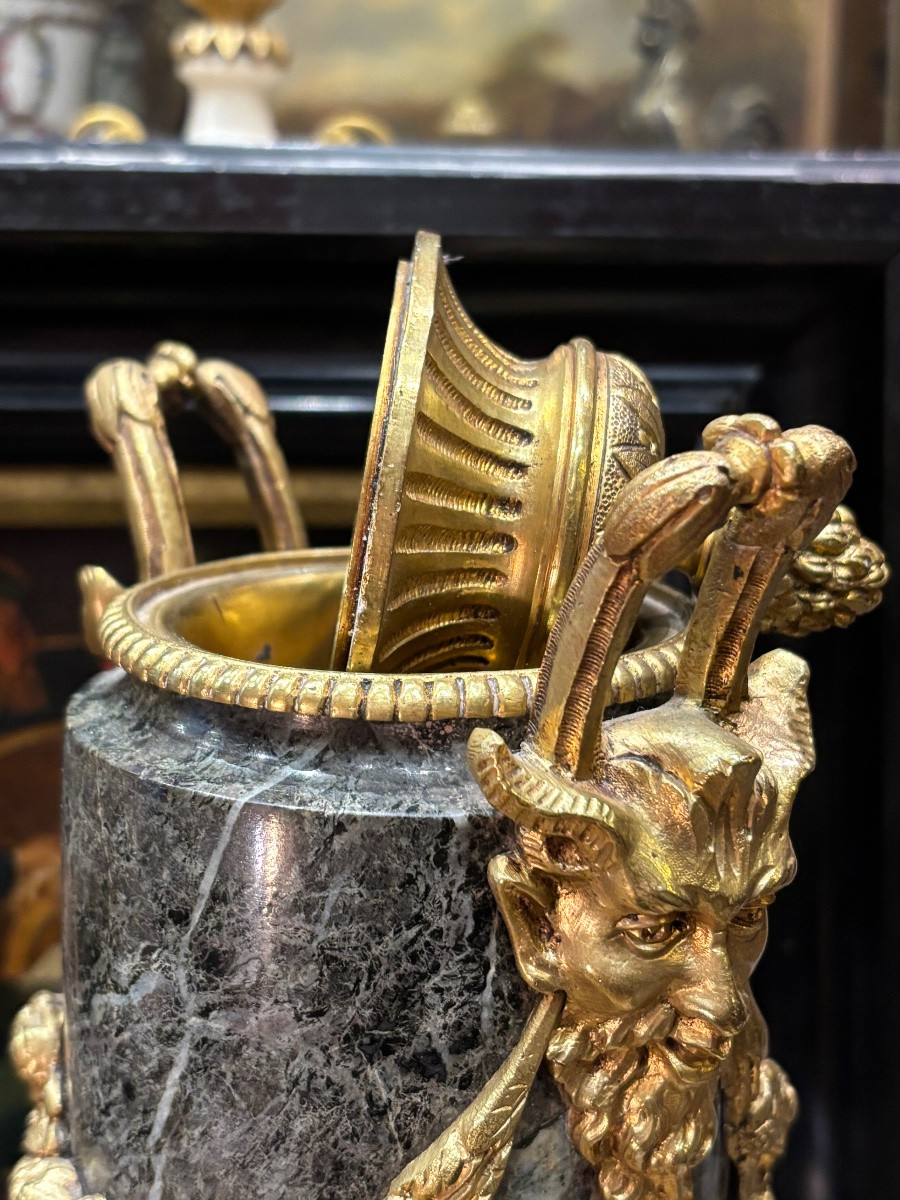 Pair Of Lxvi Style Green Alpine Marble Cassolette Vases-photo-3