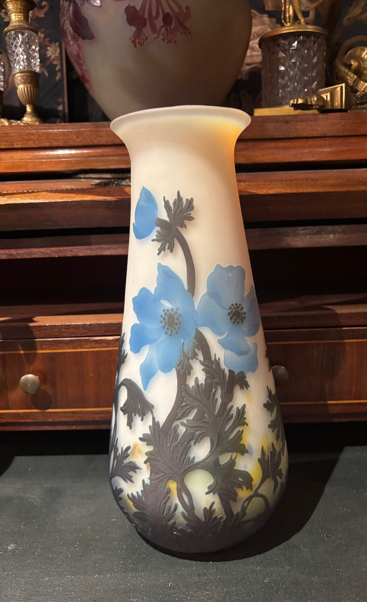 Muller et frères grand vase pâte de verre multicouche à décor floral époque 1900