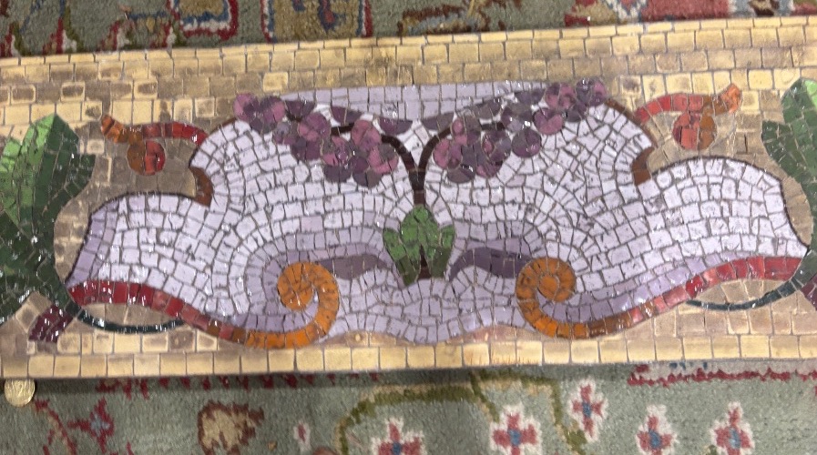 Entrance Threshold Of A Beautiful, Prestigious 19th-century Residence, Featuring A Mosaic Design With Banner Motifs -photo-1