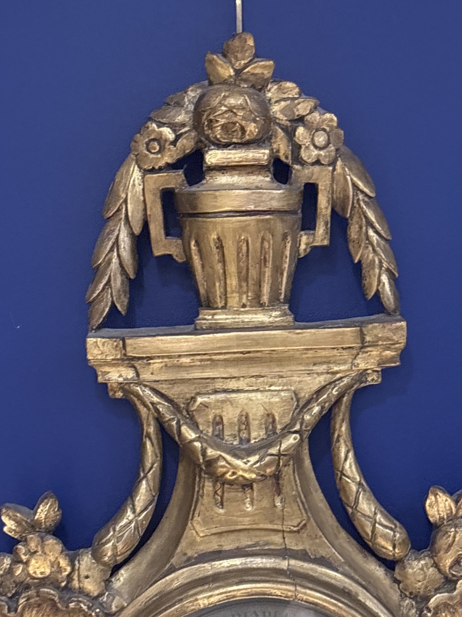 Baromètre en bois doré epoque XVIIIe Louis XVI à décor de cornes d abondances-photo-4