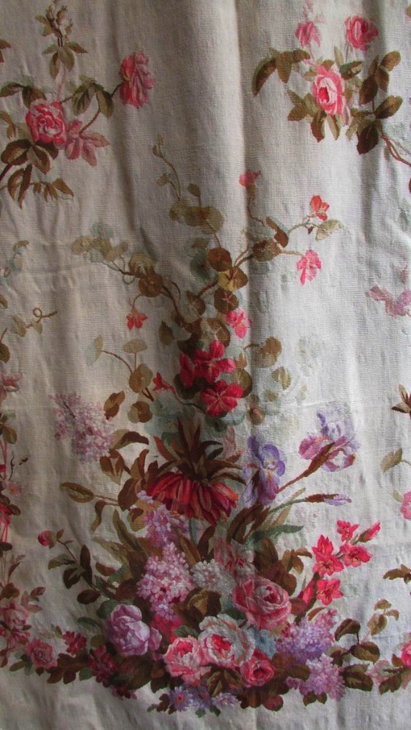 Paire De Grandes Tentures Tapisserie D Aubusson Monogramme G Couronné Fleurs Portieres -photo-2