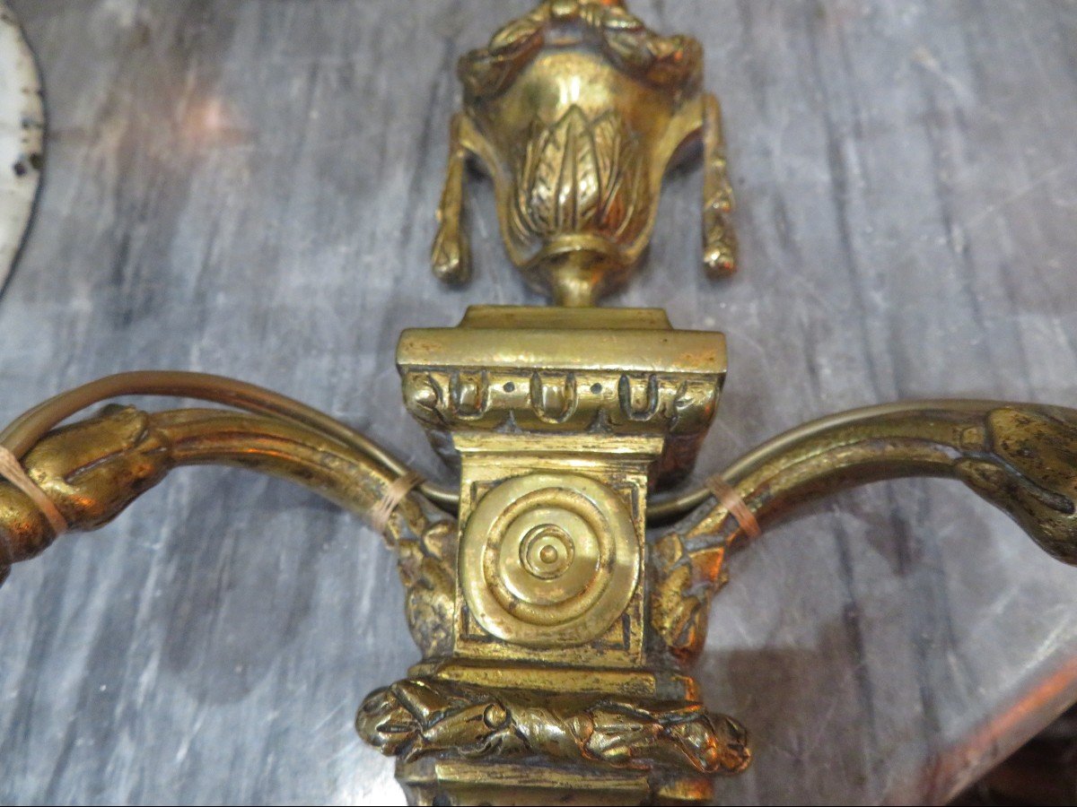 Large Pair Of Lxvi Eighteenth Period Sconces In Gilt Bronze With Two Fires Cassolettes Decor-photo-3