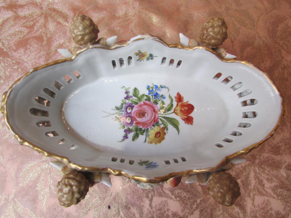 Banette Nineteenth Von Schierholz Porcelain Putti Thuringia Porcelain Cup-photo-4