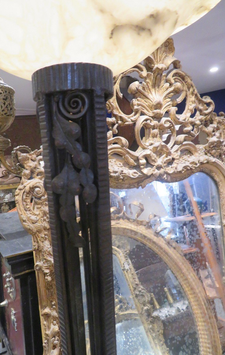 Old Large Art Deco Floor Lamp In Wrought Iron Epoque 1930 And Its Alabaster Vasque Lamp-photo-2