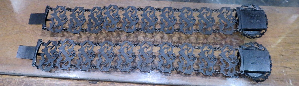 Rare Paire De Bracelets Acier Fer Noirci  De Berlin Geiss Ironwork 1820 Silesian Camée Sylphide-photo-4