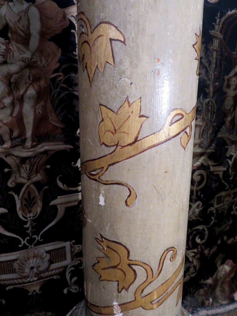 Paire De Colonnes Art Religieux XIXe  Style Roman  Decor D Enroulement De Vigne  En Bois Peint-photo-4