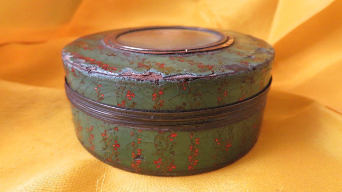 Round Fly Box Eighteenth Century Lxvi Miniature In Medallion Portrait D Elegant Box-photo-3