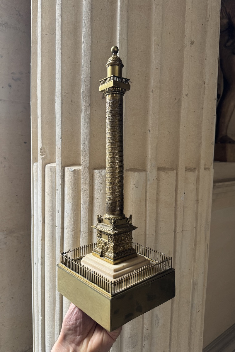 Maquette De La Colonne Vendome En Bronze Doré, Époque Restauration 1814-1833