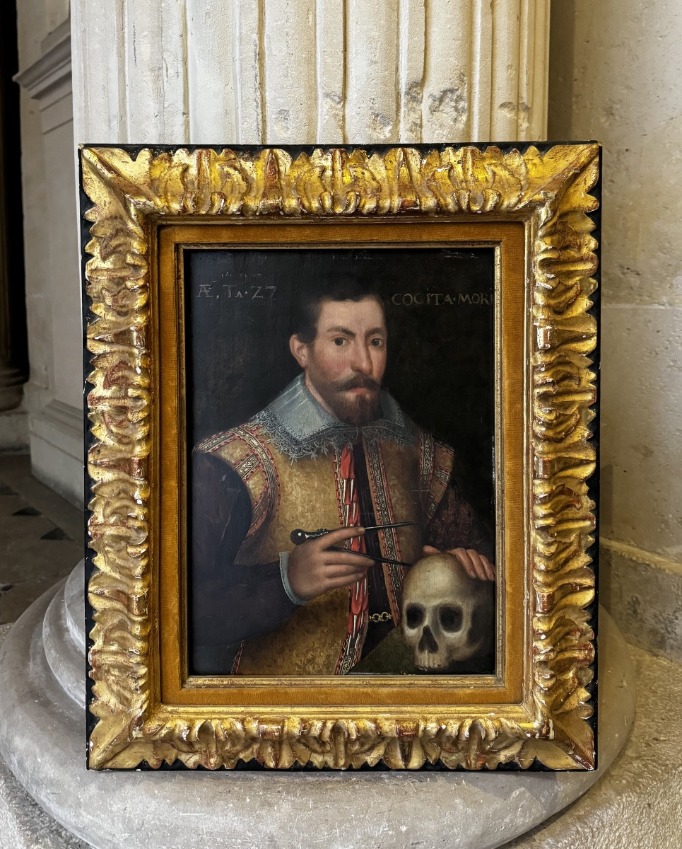 Portrait d’Un Homme Tenant Un Crâne, École Espagnole 1607