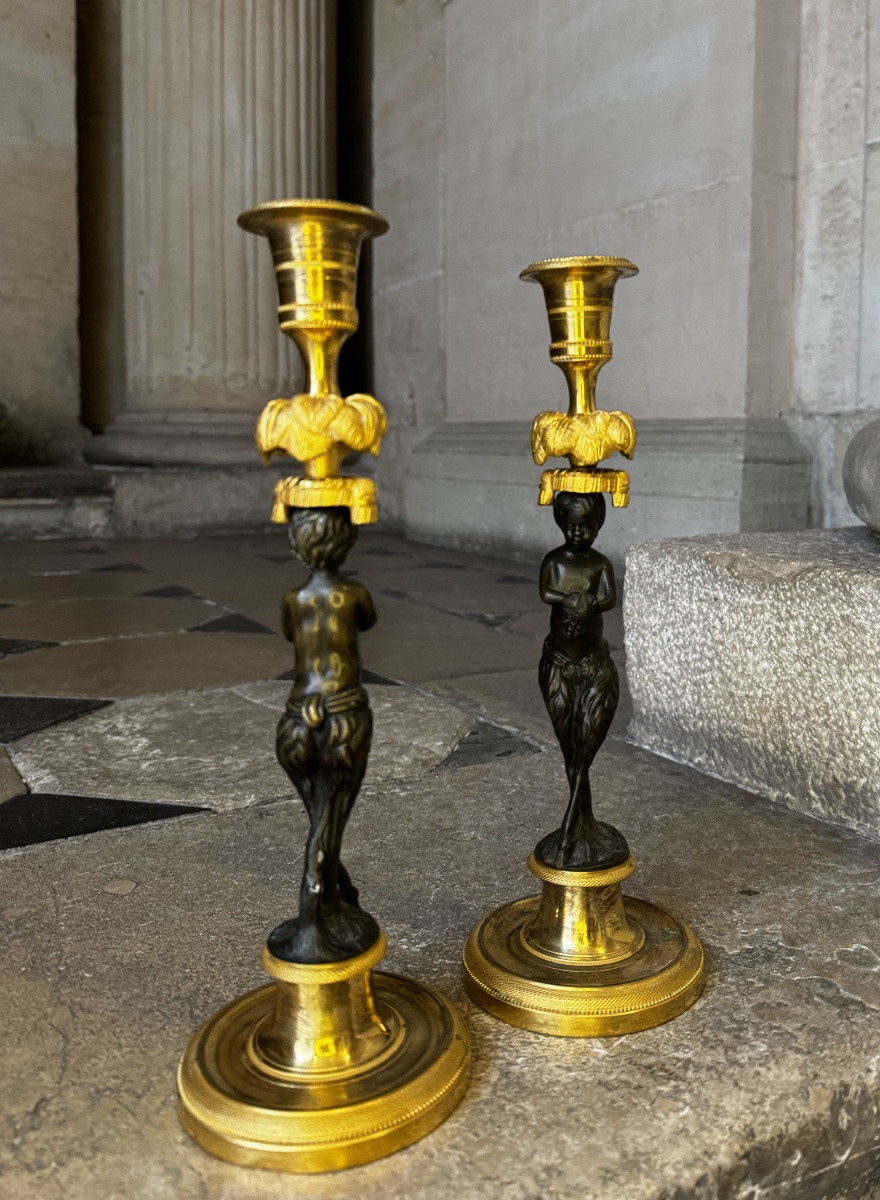Pair Of Late 18th Century Bronze Candlesticks-photo-2