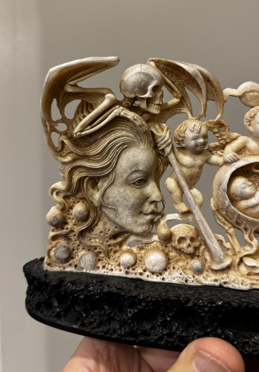 Allégorie De La Vie Et De La Mort, Os De Buffle 20ème Siècle -photo-3