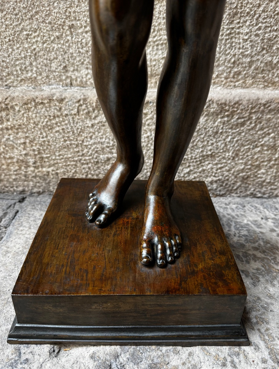 Young Man Praying. Bronze After The Antique-photo-3