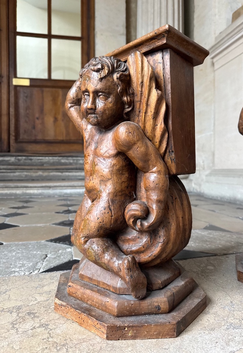 Paire De Putti En Bois Sculpté Formant Sellettes, 18ème Siècle -photo-2