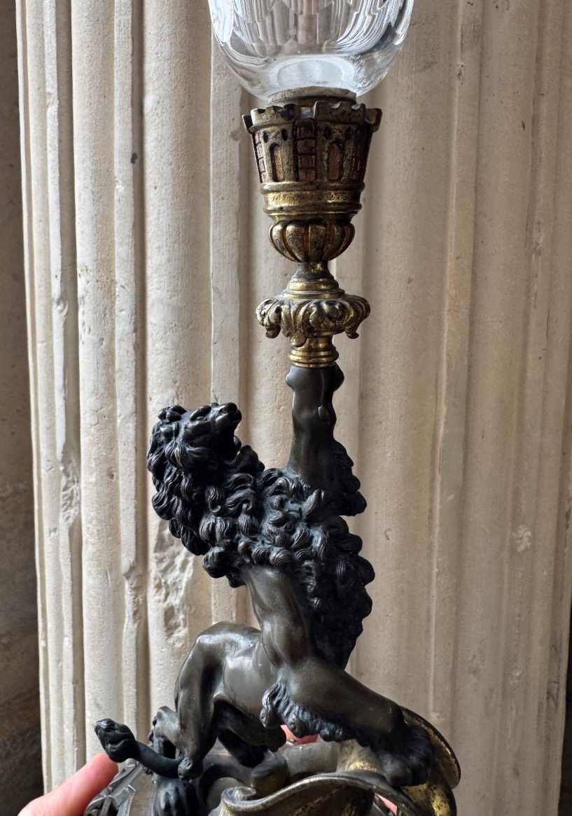 Paire De Vases Cornets en Bronze Et Cristal Vers 1880-photo-1