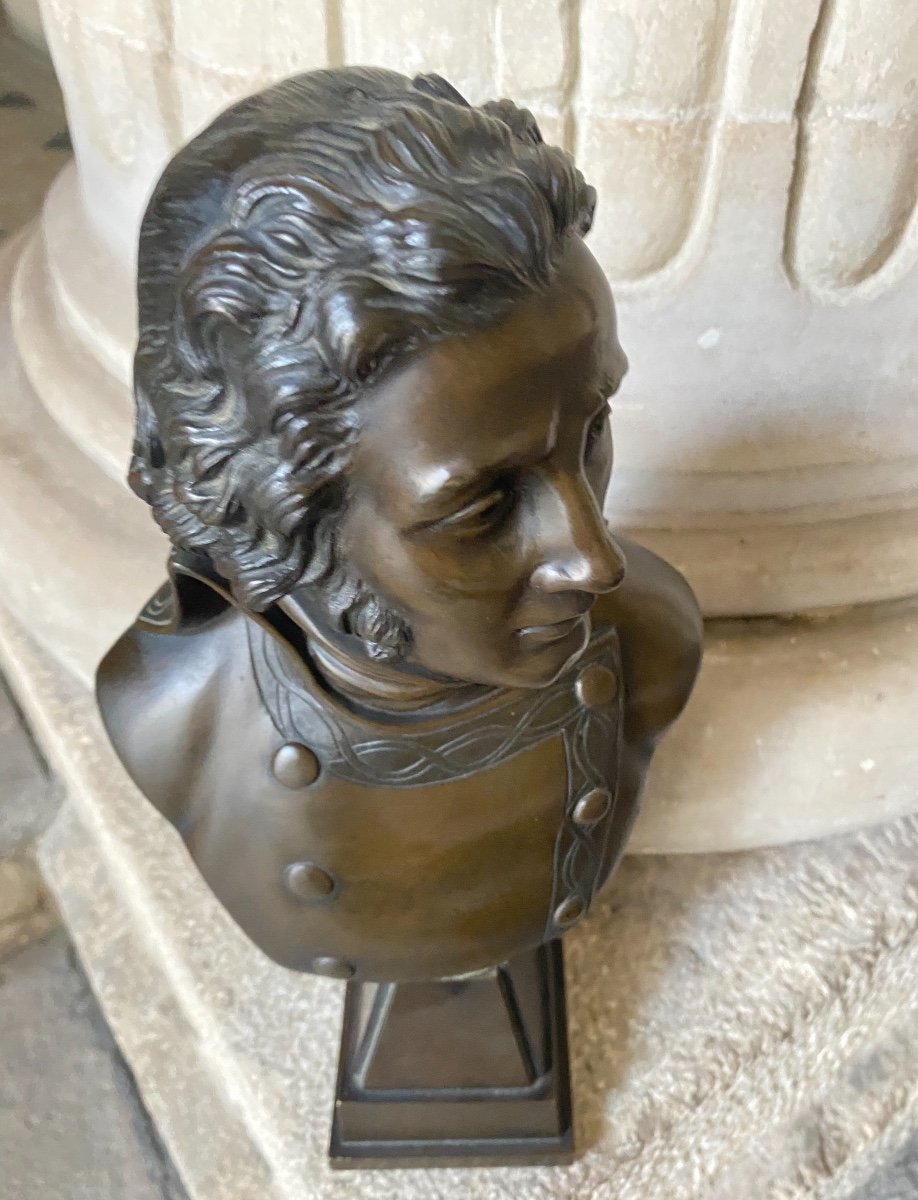 Lazare Hoche, Middle 19th Century Bronze Bust-photo-2