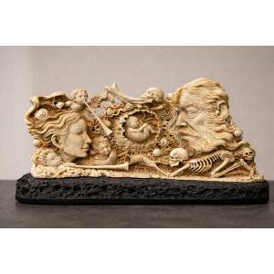 Allégorie De La Vie Et De La Mort, Os De Buffle 20ème Siècle 