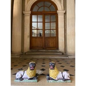 Pair Of Lions In Earthenware From Lunéville Early 19th Century