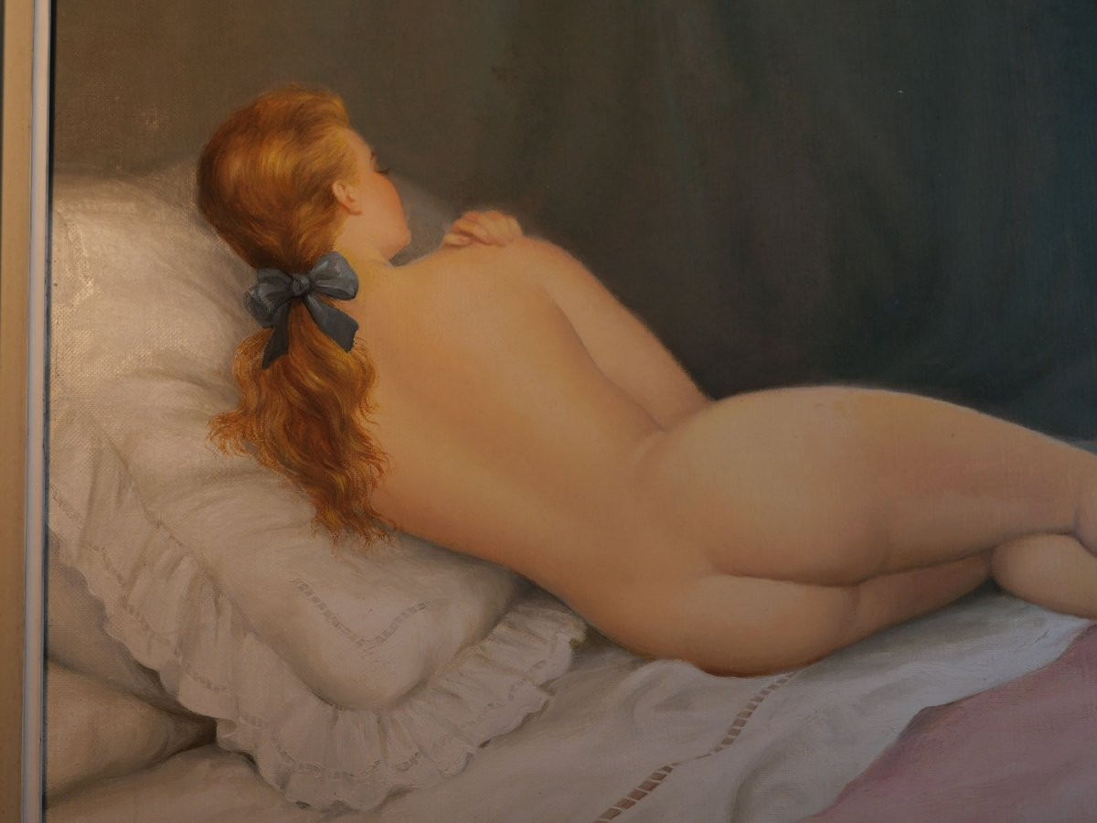 HST - Peinture R. HOUY (XXe siècle)  Femme nue callipyge noeud bleu huile sur toile SCN25HST001-photo-3