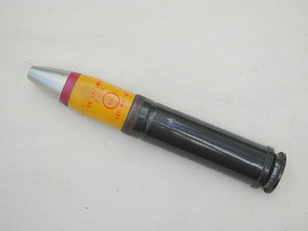 Safe Cutaway Model Of 30mm Ammunition On Board Fighter Aircraft Jro24mun001 -photo-4