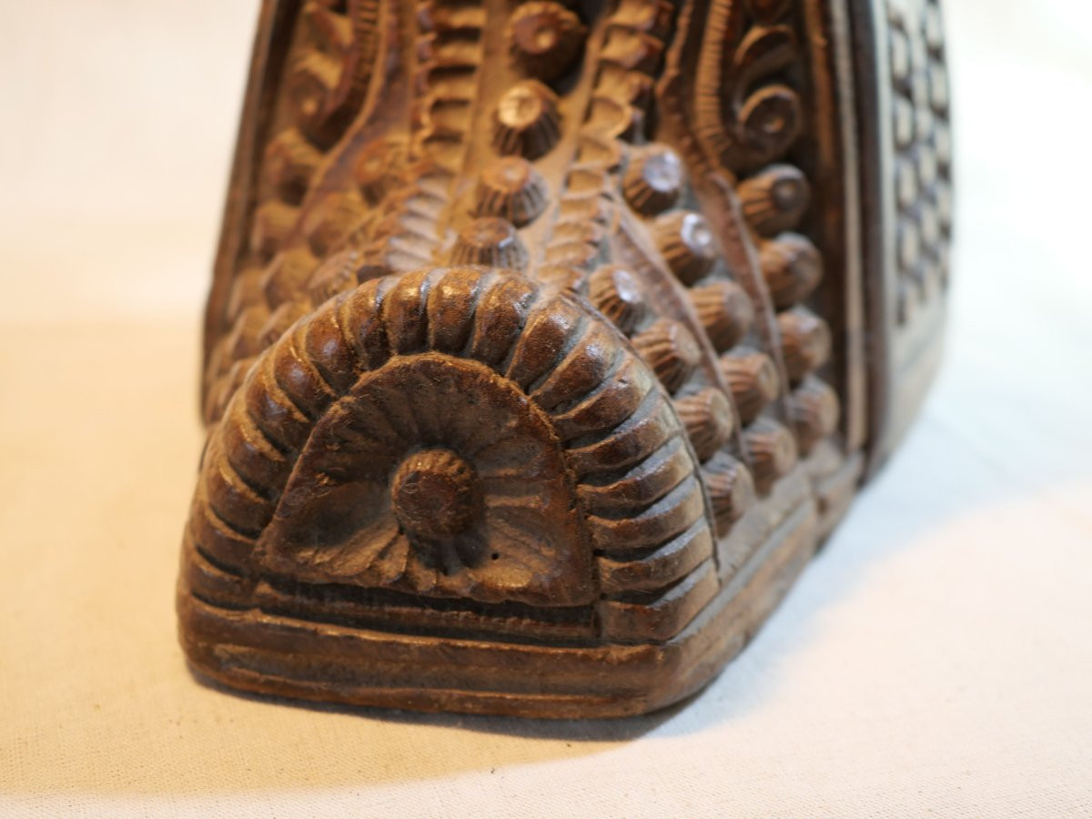 Sabot étrier en bois sculpté amazone normande XIX LIS25ETR001-photo-5