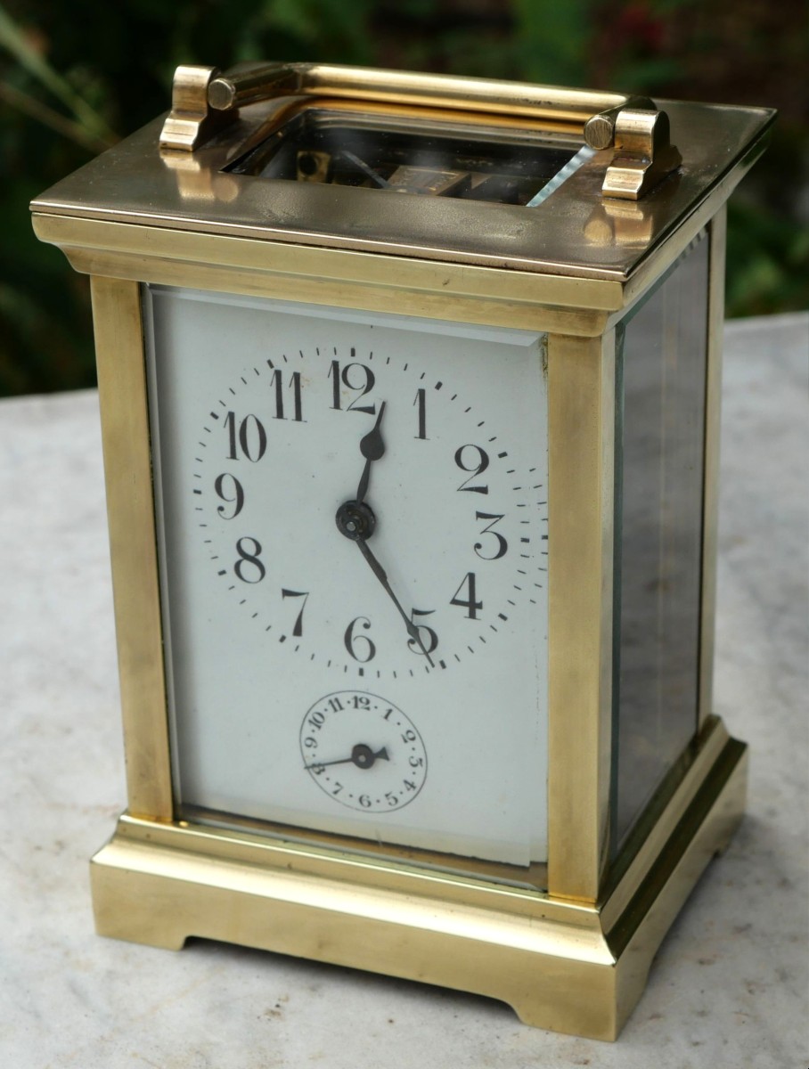 Pendule d’officier ou de voyage en laiton à sonnerie alarme réveil début XXème  -  BEA24PEN001