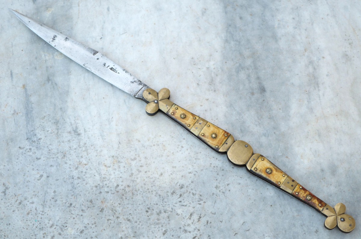 Grand Couteau 47,5 cm pliant Navaja Vendetta XIXème siècle Signé PIQUE Oloron  CAE25NAV001 