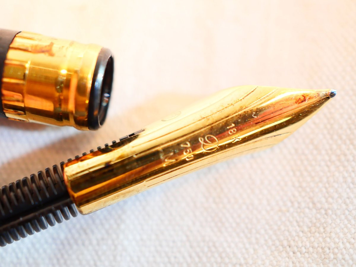S. T. DUPONT  stylo plume or 750 mil 18K  corps plaqué or -  CDM25DUP001-photo-4