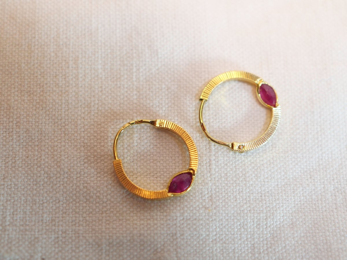 Pair Of 18k Gold Hoop Earrings Set With Sapphires, Weight 0.8 Grams Sdc25ore001-photo-4