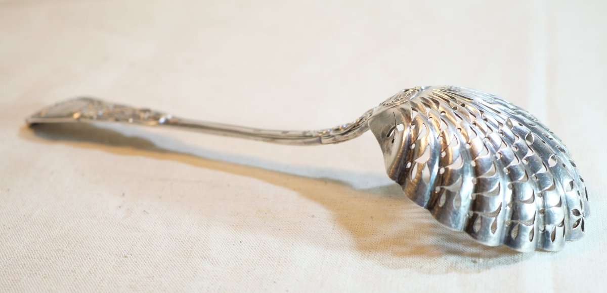 Cuillère saupoudreuse argent 74,6 g Poinçon Minerve XIX LAVALLEE SCH24SAU001-photo-2