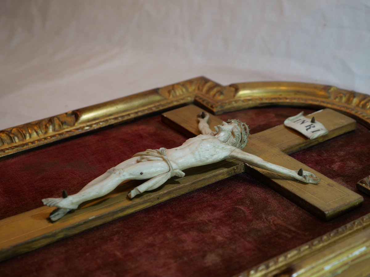 Christ ivoire sculpté encadré  – Plaquette Souvenir Curé Hamel (1893-1918) - LIS25IVO001-photo-4