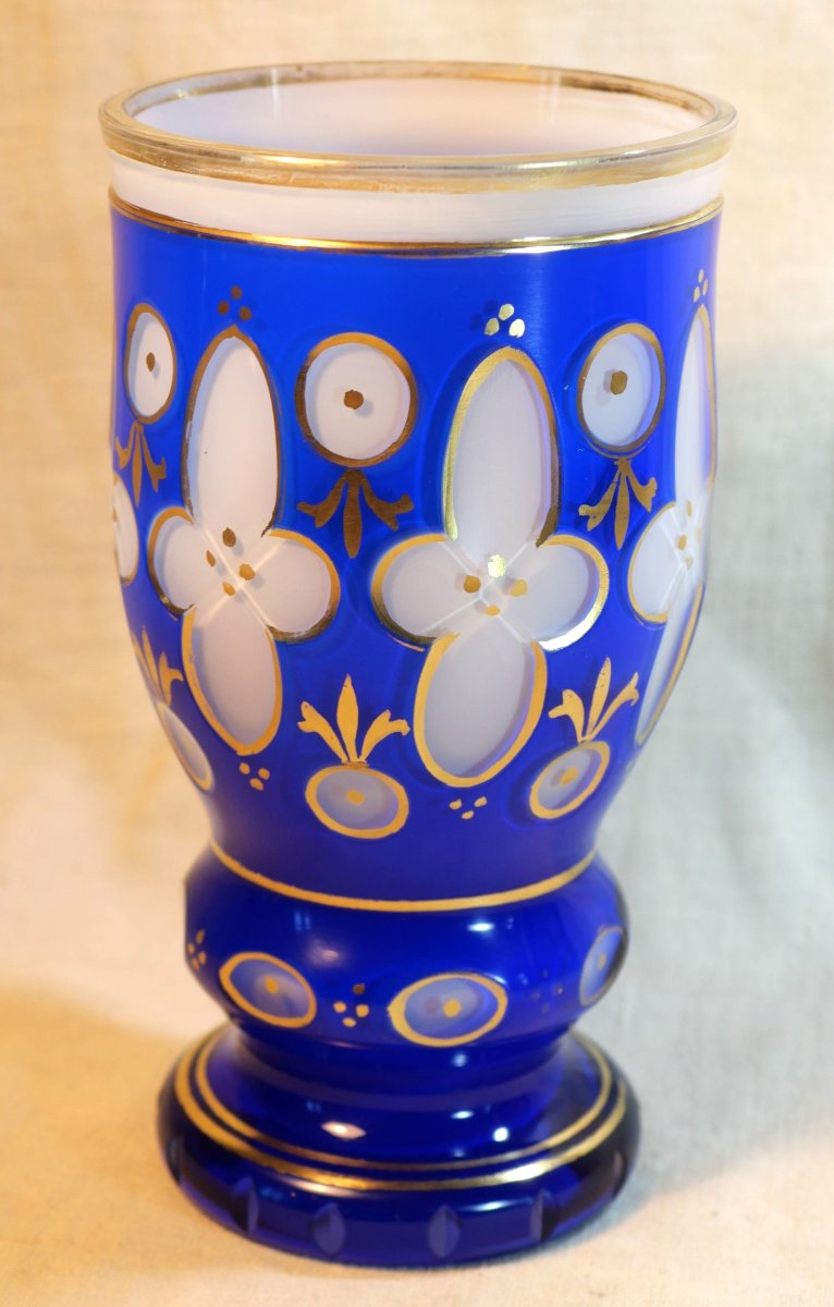 Blue And White Glass Overlay Vase With Gold Enamel Decoration - European Work, Late 19th Century Scn25ovr001-photo-2