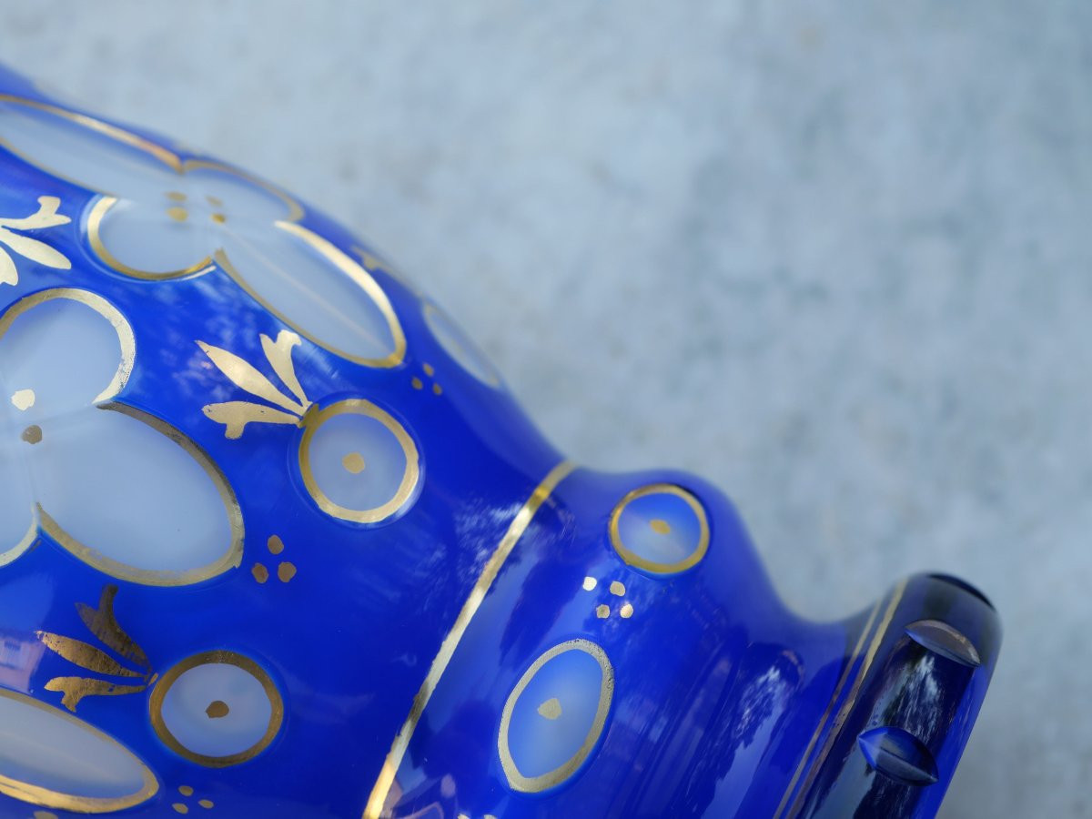 Blue And White Glass Overlay Vase With Gold Enamel Decoration - European Work, Late 19th Century Scn25ovr001-photo-8
