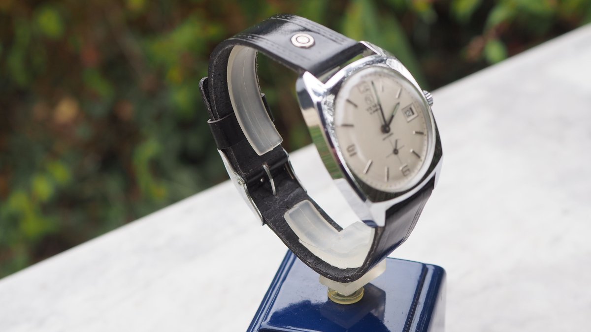 Montre bracelet homme YEMA vintage mécanique 17 jewels – IFS26YEM001-photo-5